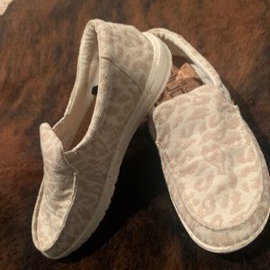 Cheetah Hey Dude’s